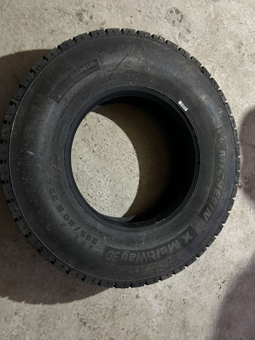 295/80/22,5 Michelin x vamultiway