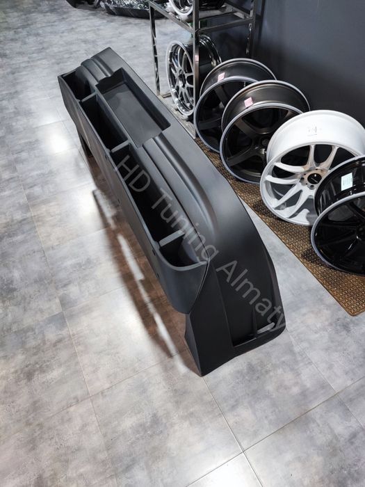 Бампер задний Custom со сплиттером Subaru Forester SF