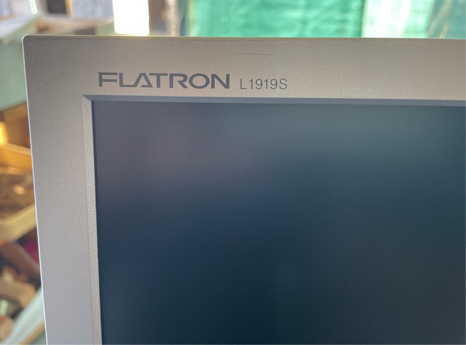Монитор LG FLATRON L1919 S