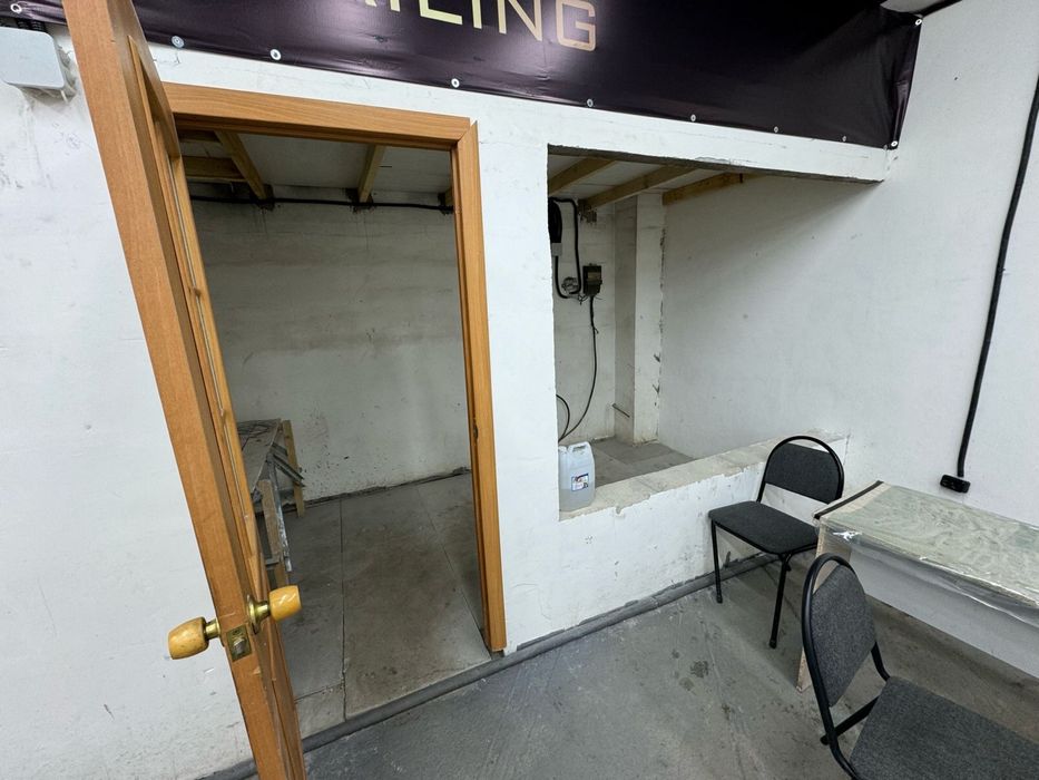 Бокс в паркинге.