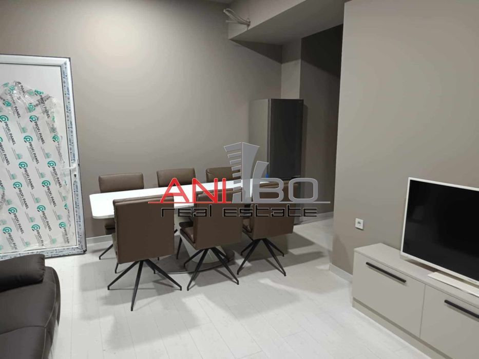 Дава се под наем Тристаен апартамент в Варна, Гръцка махала - 90 кв.м за 1650 € - Снимка #2