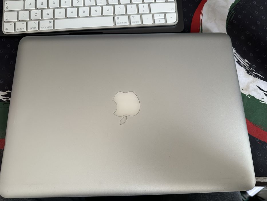Macbook pro 2011