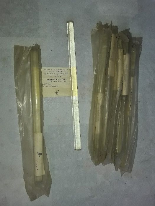 Стеклянная палочка.