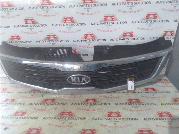 grila bara fata kia ceed an fabr. 2011