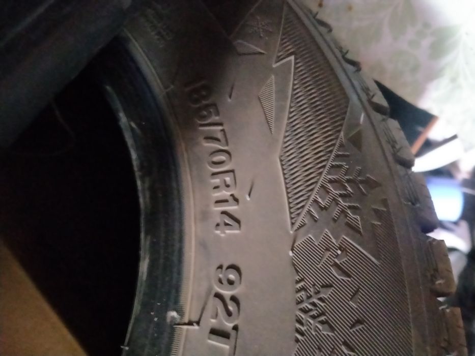 Продам зимнюю резину