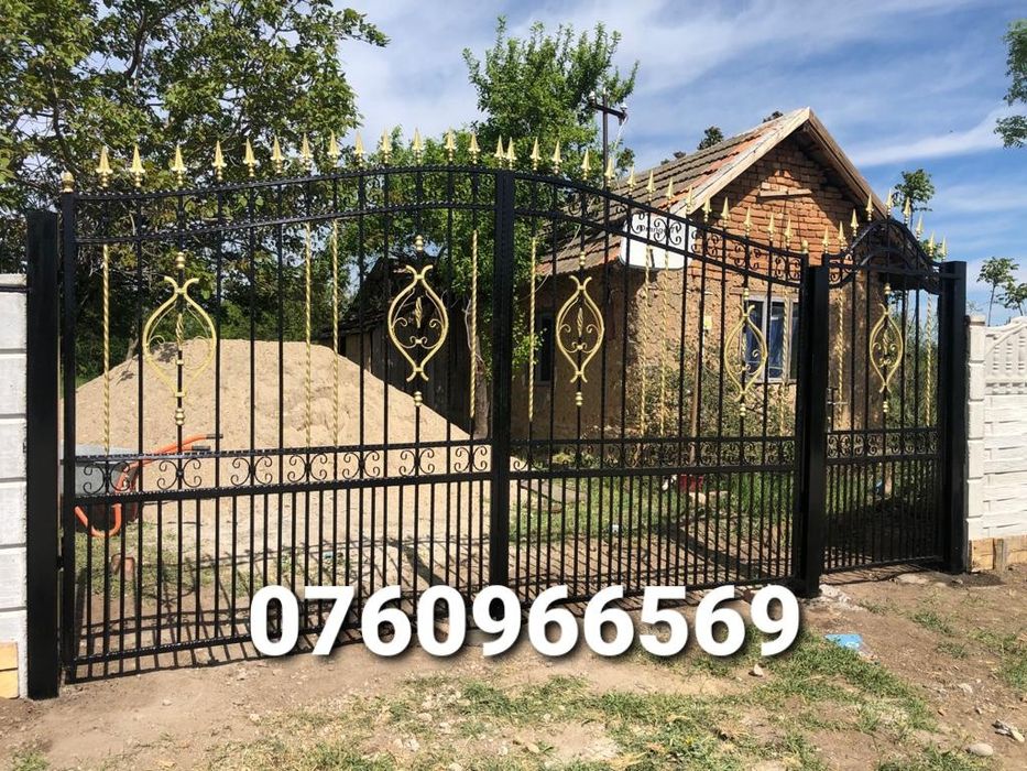 Executam porti la comanda