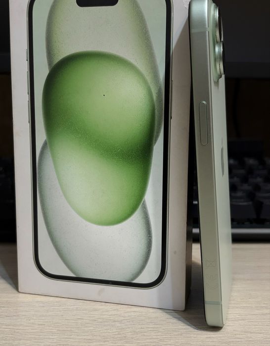 iPhone 15 в идеальном состоянии