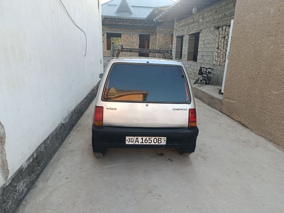 Yaxshi xolatda tiko avtomobili hech qanday xarajati yuq