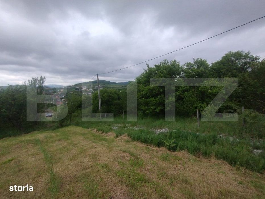 Teren intravilan de vanzare, 10 ari, utilitati, zona Valea Sigmirului