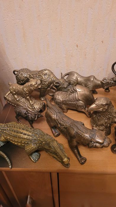 Статуэтки бронзовой латунной