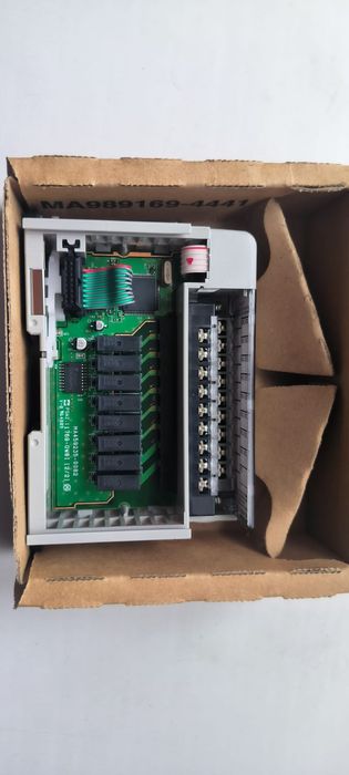 Allen Bradley 1769-OW8I