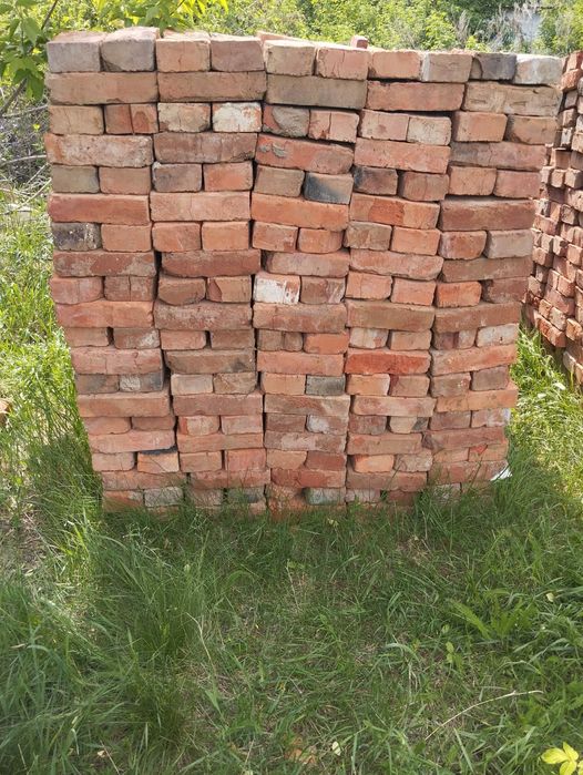 Продам красный кирпич
