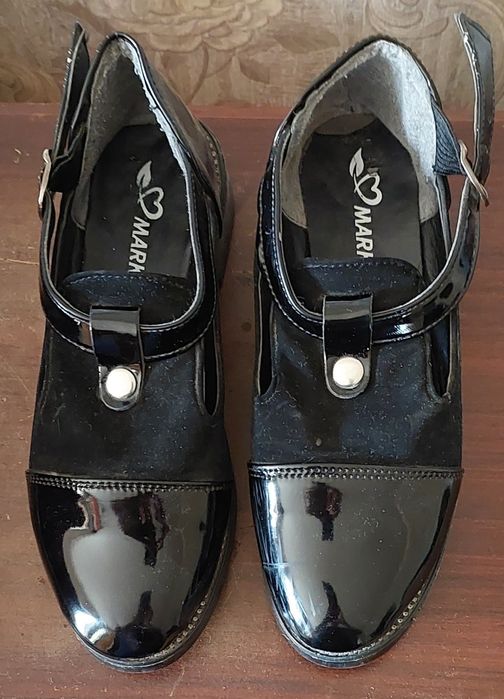 Обувь-туфли женские