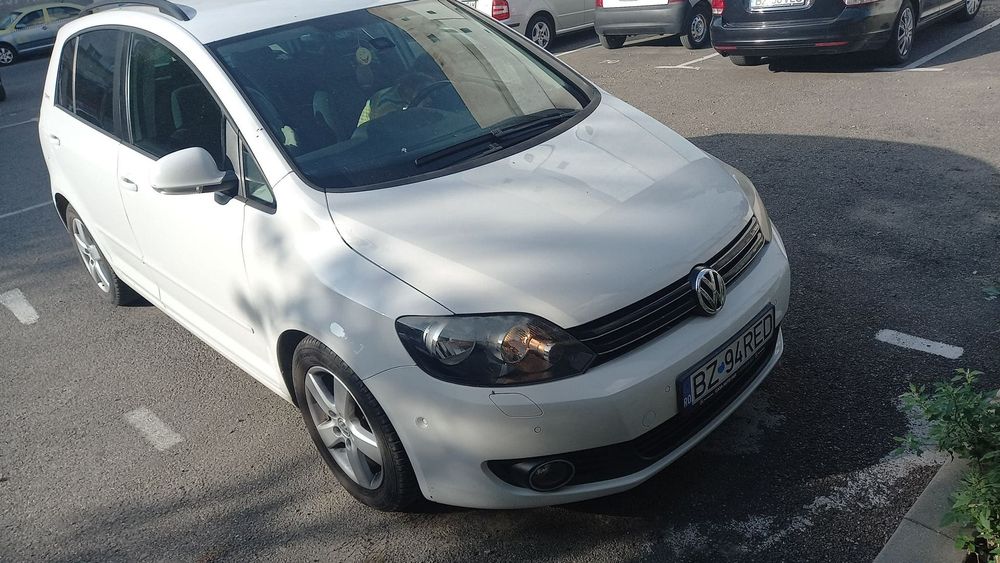 Autoturism Golf 6+