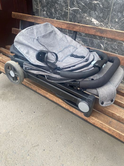 Продам коляску в хорошем состоянии