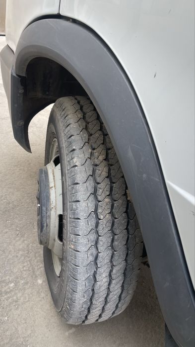 Газел бизнес сотка шошилинч сотилади.