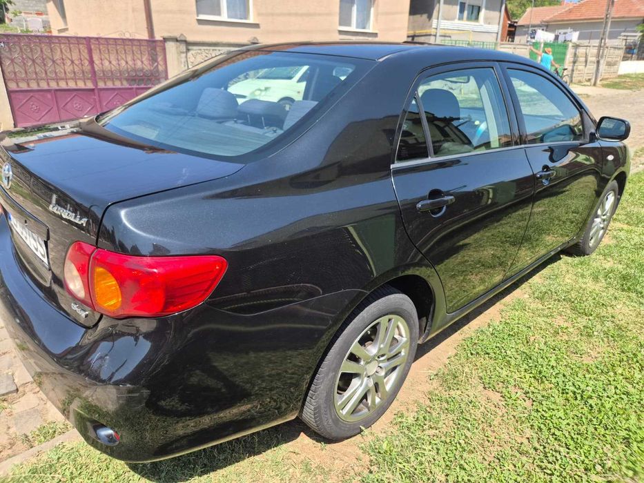 Vand Toyota Corolla, diesel 2 l, an 2007