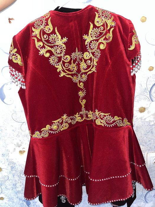 Кәжекей қазақша киім.