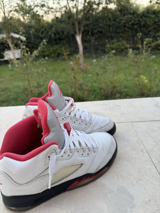 Jordan 5 retro white and red