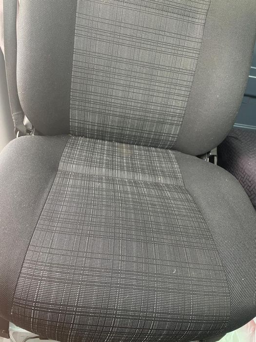 Schimb scaun pasager dreapta cu bancheta