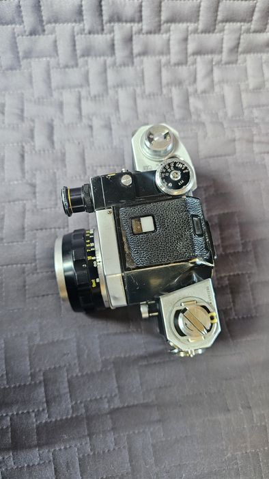 Nikon F  aparat foto