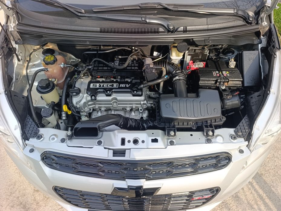 Спарк сотилади срочно