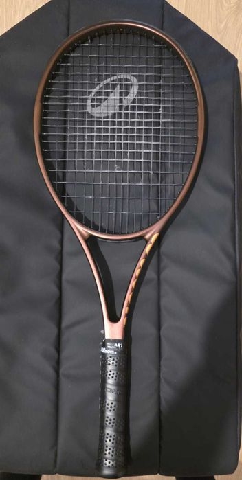 Vand racheta tenis WILSON PRO STAFF 97 V14.0 RACQUET (315 GR), racordata