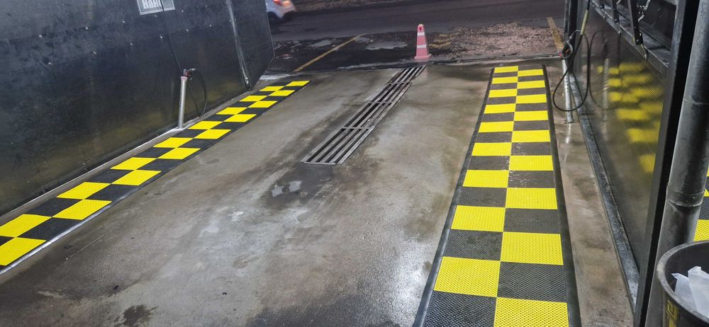 Резиновое покрытие в наличии