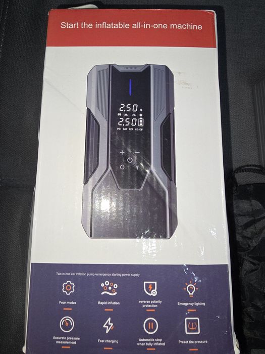 Продавам мобилно стартерно устройство с компресор за помпане на гуми