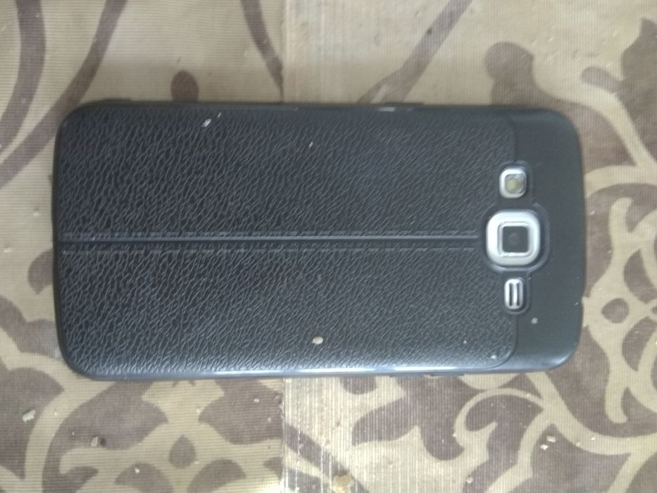 SamsungGrand2 srochna sotiladi