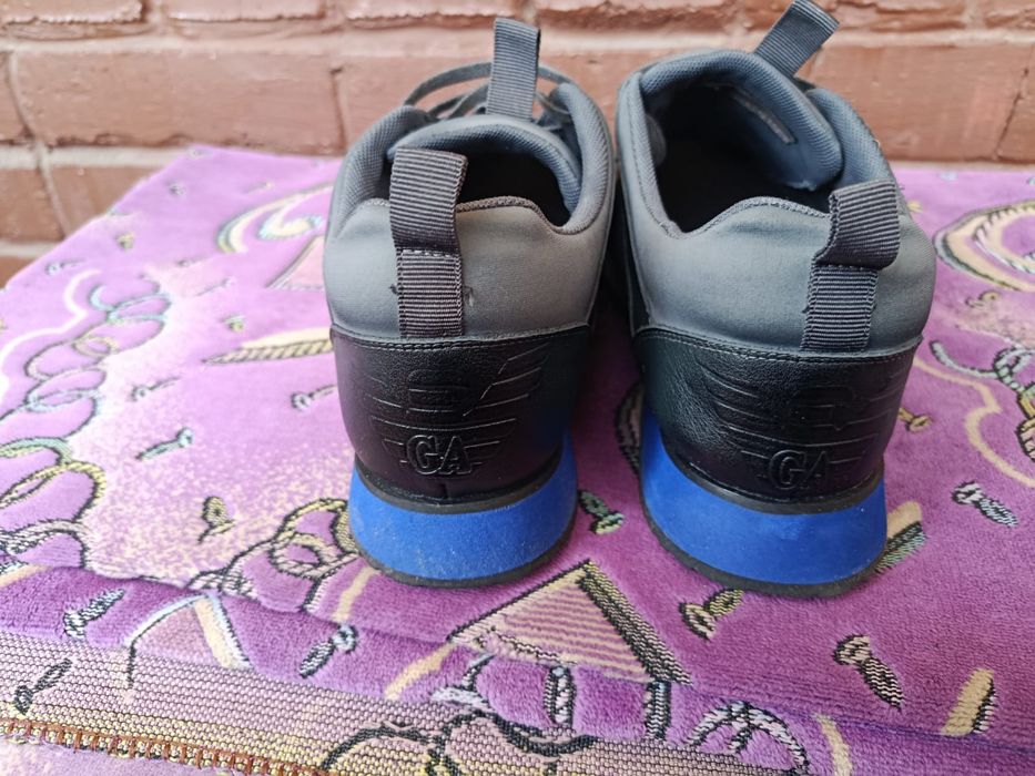 Продам обувь новая