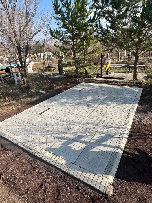 Уборка могил ,покраска оградок