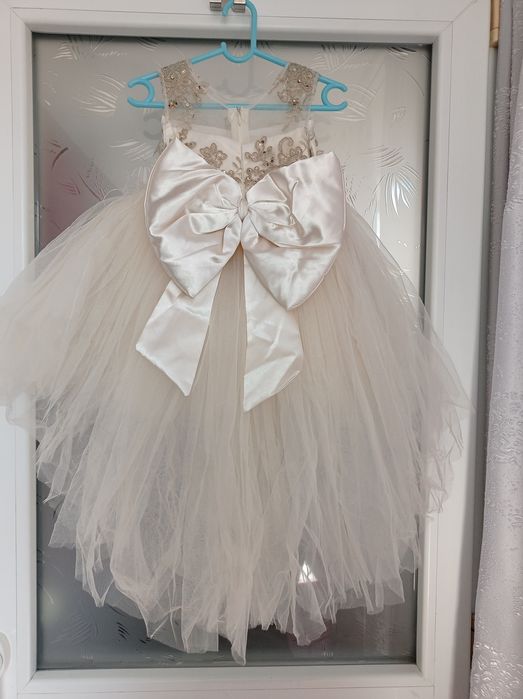 Rochie bej ocazie 2 ani 86-92