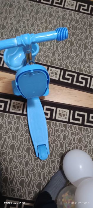 Детска тротинетка със седалка