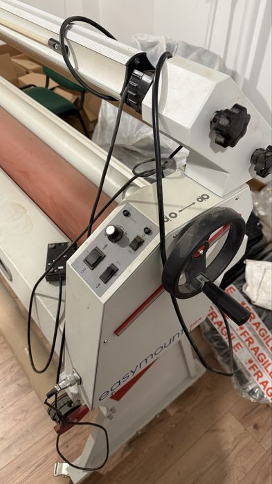 Laminator Profesional 1600mm Easymount EM-S1600H – Aproape Nou –