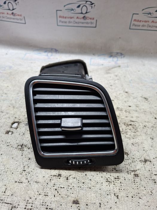 Grila ventilatie dreapta  Volkswagen Sharan 2.0 Motorina 2012