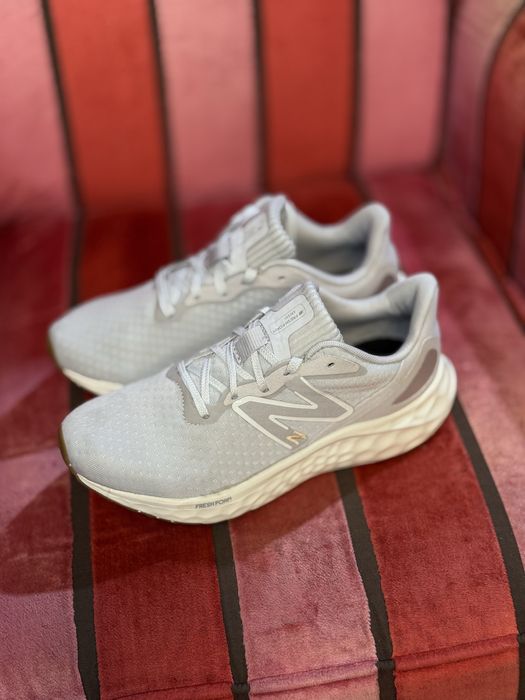 Маркови обувки и маратонки различни размери