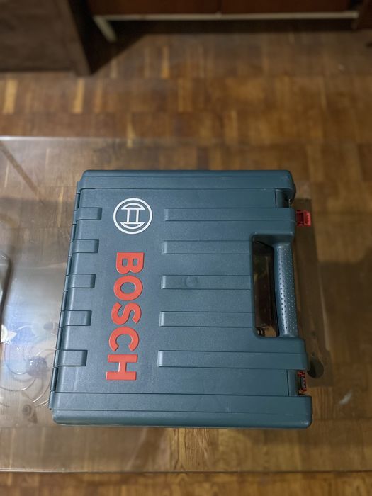Дрель ударная Bosh GSB 16 RE