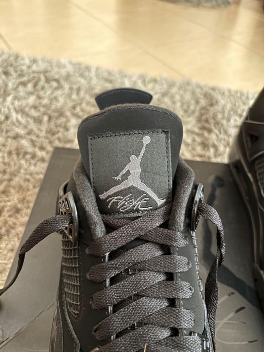 Air Jordan 4 “Black cat” -42,5 / 43