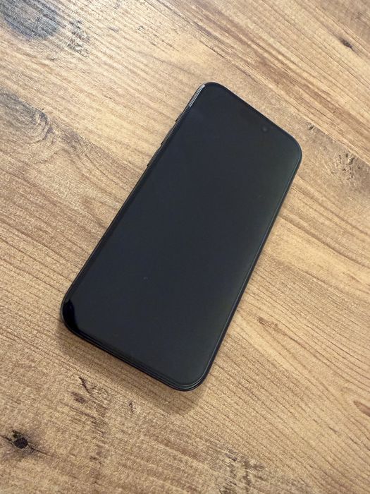 IPhone 15 Pro ! Black Titanium.