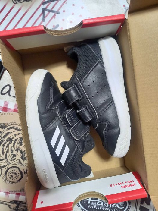 Детски маратонки и боти от  21 до 30  Nike & Adidas