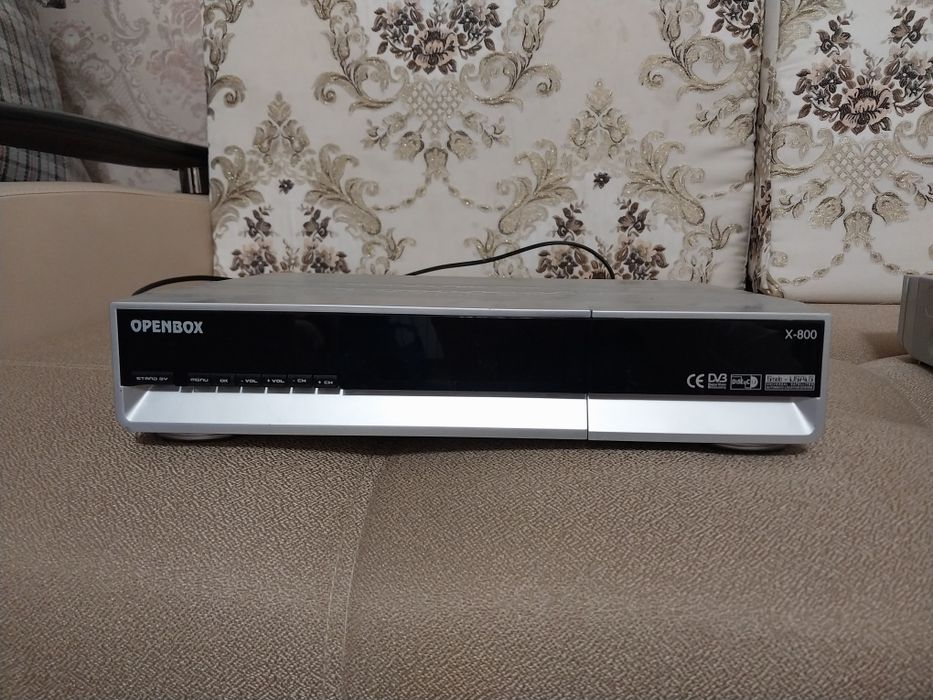 Продам приставку OPENBOX