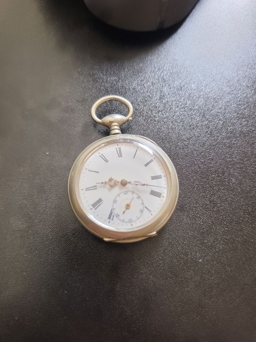 Ceas de buzunar antic Cylindre 6 Rubis, cu cheiță, carcasă gravată
