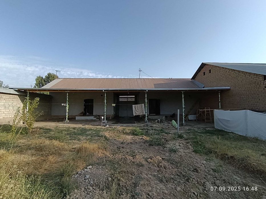 Участка сотилади 6 сотих