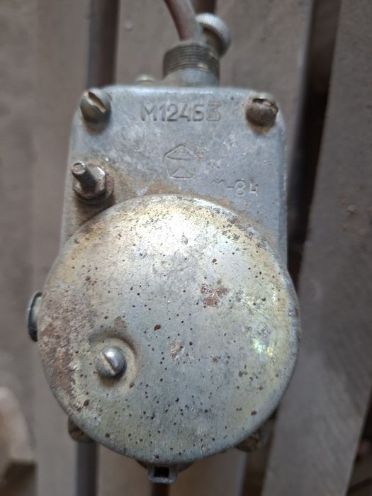 Тракторный магнитный пускатель