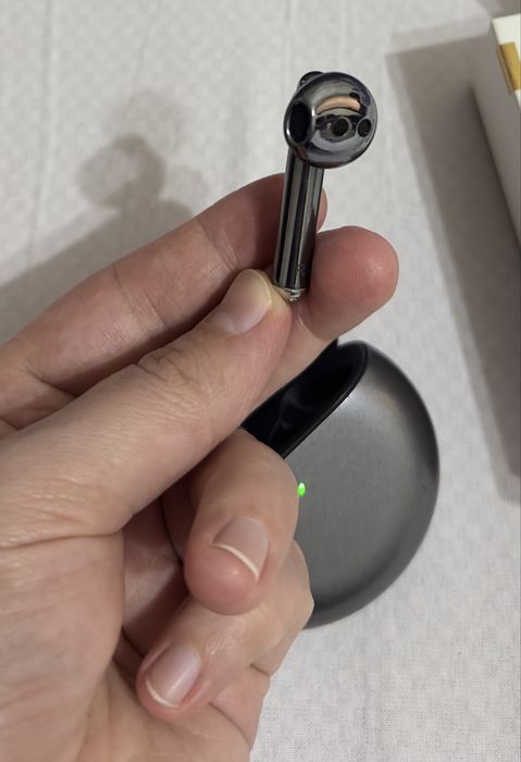 Наушники HUAVEI FreeBuds 4