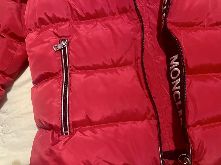 Орегинално яке Монклер Moncler гъши пух