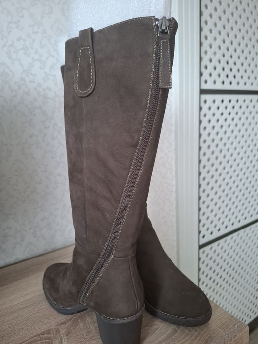 Продам зимние сапоги