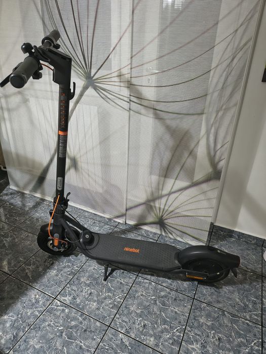 Trotineta ninebot F2 Plus - neutilizata