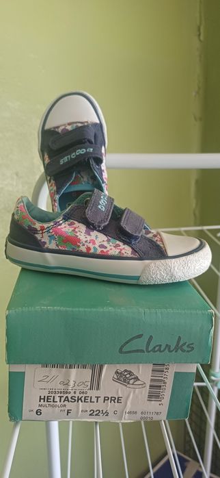 Обувки и маратонки CLARKS